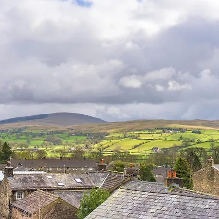 Holiday home Castlehaw View
